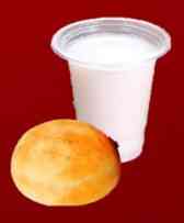 Combo 5 (Pandebono + avena cubana helada en vaso de 10oz)